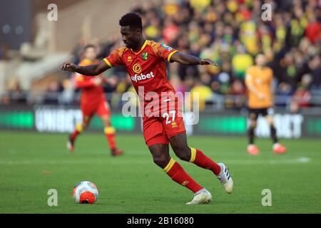 Wolverhampton, Royaume-Uni. 23 février 2020. Alexander Tettey de Norwich City en action. Premier match de ligue, Wolverhampton Wanderers / Norwich City au Molineux Stadium à Wolverhampton le dimanche 23 février 2020. Cette image ne peut être utilisée qu'à des fins éditoriales. Utilisation éditoriale uniquement, licence requise pour une utilisation commerciale. Aucune utilisation dans les Paris, les jeux ou une seule édition de club/ligue/joueur. Pic par Steffan Bowen/Andrew Orchard sports photographie/Alay Live news crédit: Andrew Orchard sports photographie/Alay Live News Banque D'Images