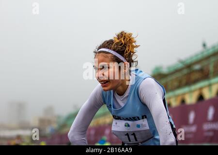 Brighton, Royaume-Uni. 23 Février 2020. Des milliers de coureurs ont rejoint le 30ème Semi-marathon de Brighton à partir de Madeira Drive à 9:30, couvrant un parcours de 13,1 miles à travers la ville et de nombreux de ses monuments. Les courses en fauteuil roulant ont également rejoint une course antérieure. L'événement s'est terminé avec le prix de cerymony aux gagnants tard dans la matinée. L'événement a apporté à la ville une atmosphère festive avec plusieurs routes fermées à la suite de l'événement. La balise Sussex, qui soutient les personnes vivant avec le VIH, organise la course depuis 1990 (Credit image: © Matt Duckett/IMAGESLIVE via Banque D'Images