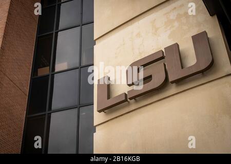 Bâton Rouge, Louisiane - 10 février 2020 : panneau de l'Université d'État de Louisiane (LSU) Banque D'Images