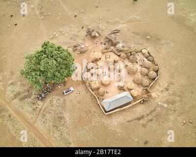 Nigeria, Ibadan, vue aérienne du village de la tribu Kamberi Banque D'Images