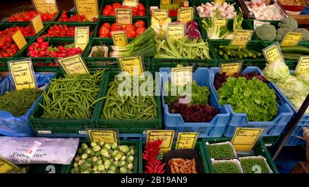 Légumes frais sur le marché, alimentation saine, Allemagne Banque D'Images