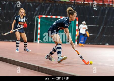 La Haye, pays-Bas - 16 FÉVRIER 2020 : Charlie Works EuroHockey Indoor Club Cup 2020 femmes. Match final Dusseldorfer HC (GER) et HDM (NED). Banque D'Images