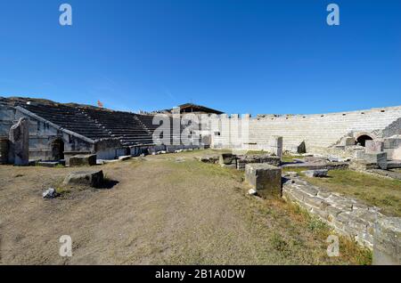 Macédoine du Nord ancienne ARYM, amphithéâtre dans l'ancien village romain de Stobi Banque D'Images