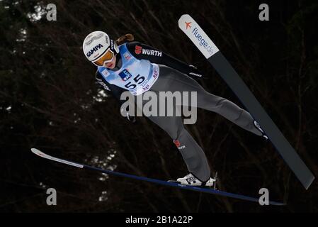 Juliane Seyfarth, d'Allemagne, rivalise lors de la coupe du monde de saut à ski FIS Ljubno 2020 23 février 2020 à Ljubno, en Slovénie. (Photo De Rok Rakun/Pacific Press/Sipa Usa) Banque D'Images