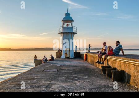 Jetée De Brixham Au Coucher Du Soleil Banque D'Images