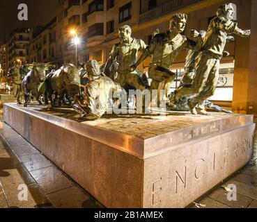 Monument aux enceintes de San Fermin à Pampelune Banque D'Images