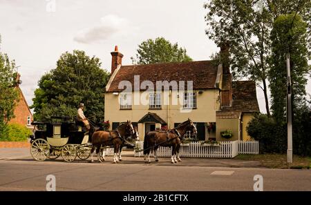 The Coach and Horses public House à Rotherwick Hampshire Royaume-Uni Banque D'Images