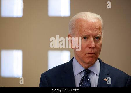 02202020 - Las Vegas, Nevada, États-Unis: L'ancien vice-président et candidat à la présidence démocratique, espère Joe Biden, parle de son plan de lutte contre la violence des armes à feu, et de la National Rifle Association tout en faisant campagne à Las Vegas, le mercredi 20 février 2020. Les survivants de la violence contre les armes à feu et les membres de Homs Demand action, un groupe de défense contre la violence contre les armes à feu, se sont joints à Biden. Banque D'Images