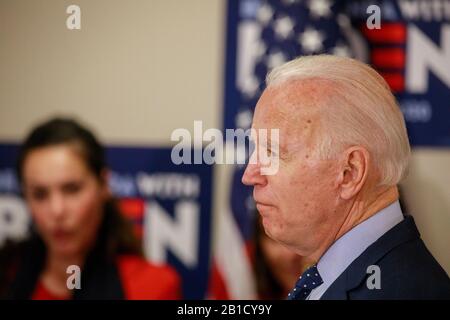 02202020 - Las Vegas, Nevada, États-Unis: L'ancien vice-président et candidat à la présidence démocratique, espère Joe Biden, parle de son plan de lutte contre la violence des armes à feu, et de la National Rifle Association tout en faisant campagne à Las Vegas, le mercredi 20 février 2020. Les survivants de la violence contre les armes à feu et les membres de Homs Demand action, un groupe de défense contre la violence contre les armes à feu, se sont joints à Biden. Banque D'Images