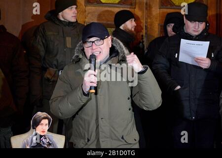 Kiev, Ukraine. 24 février 2020. Les militants ont demandé la libération d'Irina Venediktova, directrice du Bureau d'enquête de l'État, dans le cadre de sa déclaration d'abolition de l'amnistie pour les participants à la Révolution De Dignité. (Photo D'Aleksandr Gusev/Pacific Press) Crédit: Pacific Press Agency/Alay Live News Banque D'Images