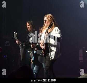 21 février 2020, Virginia Beach, Virginia, Etats-Unis: Tesla roches le Sandler Center à Virginia Beach, Virginie sur 21 février 2020.photo©Jeff Moore (Credit image: © Jeff Moore/ZUMA Wire) Banque D'Images