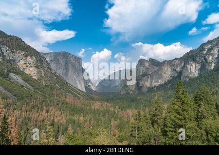 Yoite Valley, Glacier point et Half Dome dans le parc national de Yosemite, Californie, États-Unis Banque D'Images