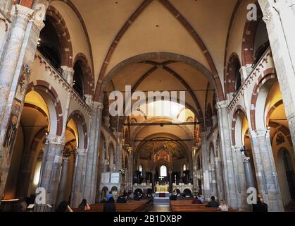 L'Europe, Italie, Lombardie, Milan, Abbaye de S. Ambrogio. Au christianisme et à l'église romane médiévale. Banque D'Images