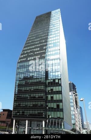 Milan, Quartier De Porta Nuova, Lombardie, Italie. La Tour Diamond, Torre Diamante Banque D'Images