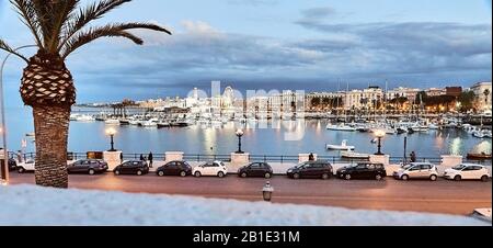 Paysage de printemps de la ville de Bari en Italie Banque D'Images