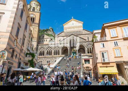 Cathédrale Saint-Andrea à Amalfi, Italie. Banque D'Images