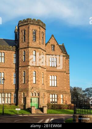 Regents House fait partie de la conversion résidentielle Regents Gardens de l'ancienne infirmerie royale Dundee à Dundee, en Écosse Banque D'Images