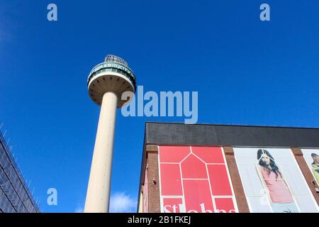 Balise St johns ou tour de la ville de radio à liverpool angleterre le jour clair Royaume-Uni Banque D'Images