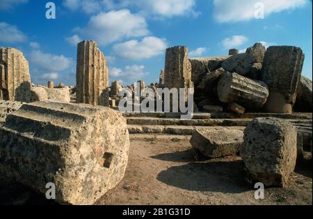 Ruines d'un temple à Selinunte Banque D'Images