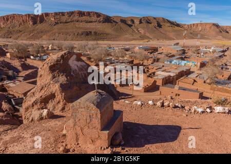 Petite ville de Suques sur la route nationale 52, haute altitude des Andes, Puna désert, Province de Jujuy, NW Argentine, Amérique latine Banque D'Images