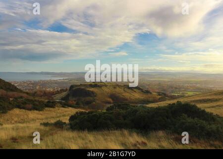 Le magnifique paysage d'Édimbourg depuis Arthur's Seat Banque D'Images