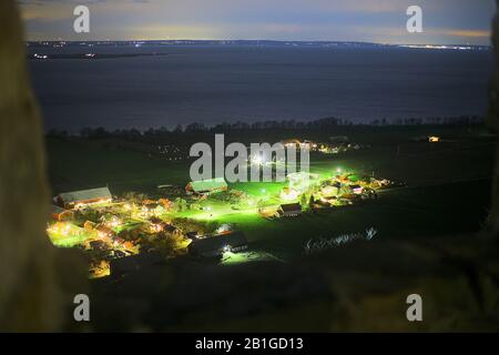 HDR tiré de caste ruine Brahehus sur le village d'Uppgranna, Suède. Banque D'Images