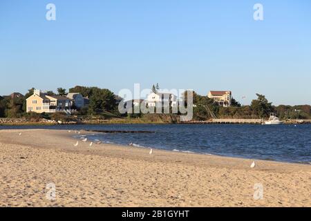 Veterans Memorial Park Beach, Lewis Bay, Hyannis, Cape Cod, Massachusetts, Nouvelle-Angleterre, États-Unis Banque D'Images