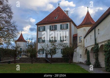 Bâtiments intérieurs du château de Blutenburg, Obermenzing, près de la rivière Wurm, à l'ouest de Munich, Haute-Bavière, Allemagne Banque D'Images