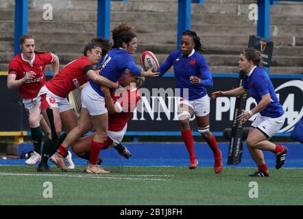 Cyrielle. Banet (France) Vu en action lors du Womens Six Nations Rugby Wales / France au Cardiff Arms Park Cardiff Royaume-Uni le 2 février Banque D'Images