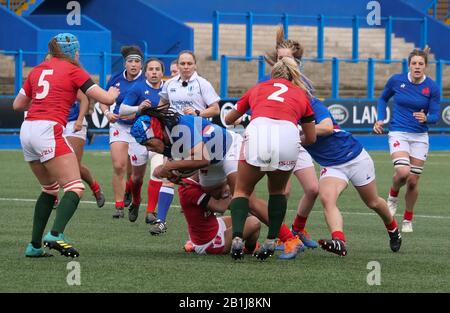 Safi n'Diaye (France) Vu en action lors du Rugby Womens Six Nations Pays de Galles contre France au Cardiff Arms Park Cardiff Royaume-Uni le 23 février Banque D'Images