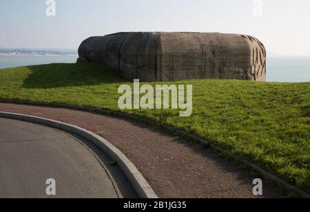 Granville, Artelleriebunker, Geschützbunker einer deutschen Küstenbatterie im Zuge des Atlantikwalls Banque D'Images