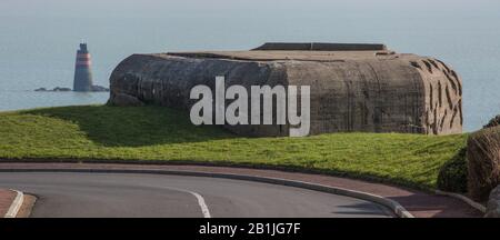 Granville, Artelleriebunker, Geschützbunker einer deutschen Küstenbatterie im Zuge des Atlantikwalls Banque D'Images