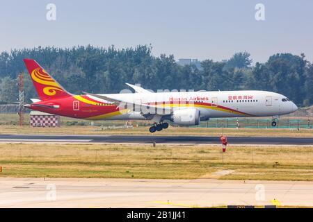 Beijing, Chine – 2 octobre 2019 : Boeing 787-9 de Hainan Airlines avion Dreamliner à l'aéroport de Beijing Capital (PEK) en Chine. Boeing est un ai américain Banque D'Images