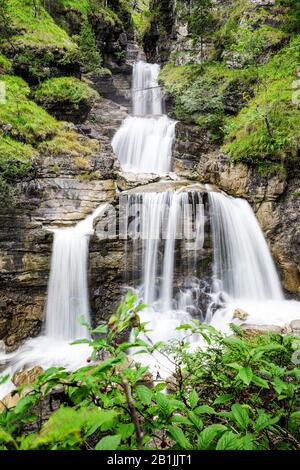 Chutes De Kuhflucht À Farchant, Allemagne, Bavière Banque D'Images