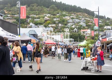 Étals Alimentaires Au Lyttelton Farmer'S Market, Lyttelton, Lyttelton Harbour, Banks Peninsula, Canterbury Region, Nouvelle-Zélande Banque D'Images