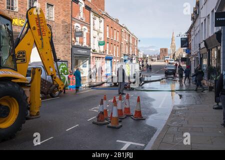 Shrewsbury, Shropshire 25 Février 2020. Des niveaux d'eau sans précédent sur la rivière Severn ont causé de graves inondations dans tout Shrewsbury. Banque D'Images