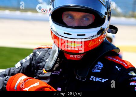 Newton Iowa, 19 juillet 2019 : Will Power, course n°12 pour Team Penske, gros plan avec casque lors de la qualification pour la course de l'Iowa 300 Indycar. Banque D'Images