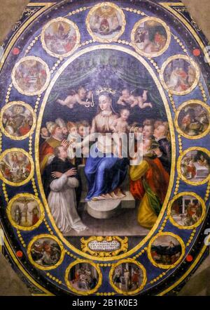 Italie Marches Senigallia - Musée diocésain: Madonna du Rosaire: Auteur inconnu Banque D'Images