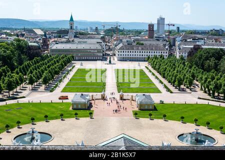 Karlsruhe, Allemagne – 24 Juin 2016. Vue aérienne sur la ville de Karlsruhe en Allemagne. Banque D'Images