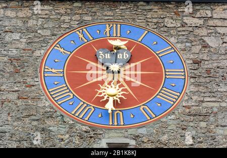 Lucerne, Suisse - 26 Juin 2016. Horloge de la mairie de Rathaus à Lucerne, Suisse. Banque D'Images