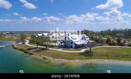 Club House et centre de loisirs à Babcock Ranch, Floride, une ville solaire auto-soutenue et écologique en Floride Banque D'Images