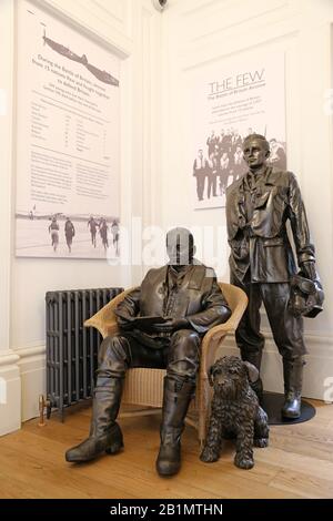 Air Crew Statues, Qg Raf Fighter Command, Bentley Priory Museum, Stanmore, Harrow, Grand Londres, Angleterre, Grande-Bretagne, Royaume-Uni, Europe Banque D'Images