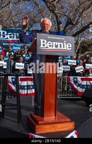 18 févr. 2020, LAS VEGAS, NEVADA, États-Unis - le sénateur démocrate Bernie Sanders parle au Rassemblement présidentiel à l'Université de Las Vegas avant le caucus du Nevada, Las Vegas, NV Banque D'Images