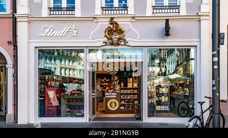 Trèves, ALLEMAGNE - 13 SEPTEMBRE 2019: Avant de LINDT Chocolate Shop à TRÈVES, ALLEMAGNE Banque D'Images