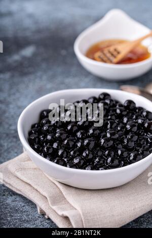 Perles de tapioca pour le thé à bulles Banque D'Images