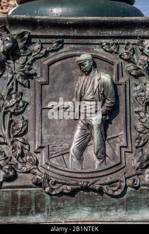 Pont Charles Au-Dessus De La Rivière Vltava Dans La Ville De Prague, République Tchèque Banque D'Images