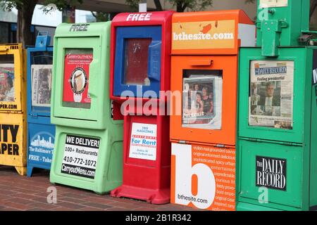 BALTIMORE, USA - 12 juin 2013 : les journaux de la ville de Baltimore. Baltimore est la plus grande ville de l'état du Maryland. Le journal Daily Record a été f Banque D'Images