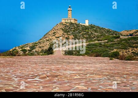 Phare de Capo Sandalo au point le plus à l'ouest de l'île San Pietro, Italie, Sardaigne Banque D'Images