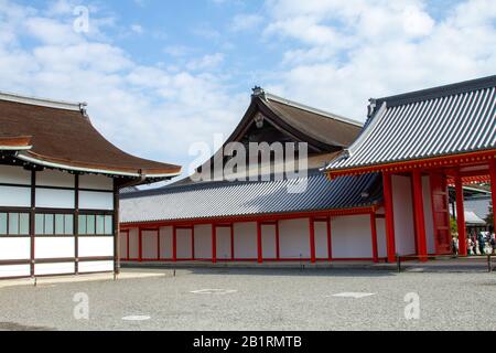 Palais impérial de Kyoto - porte intérieure de Jomeimon Banque D'Images