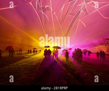 Art lumière, spectacle laser, spectacle multimédia, spectacle pyro, lumières de Pâques 2010, Kalkriese, district d'Osnabrück, Basse-Saxe, Allemagne, Banque D'Images